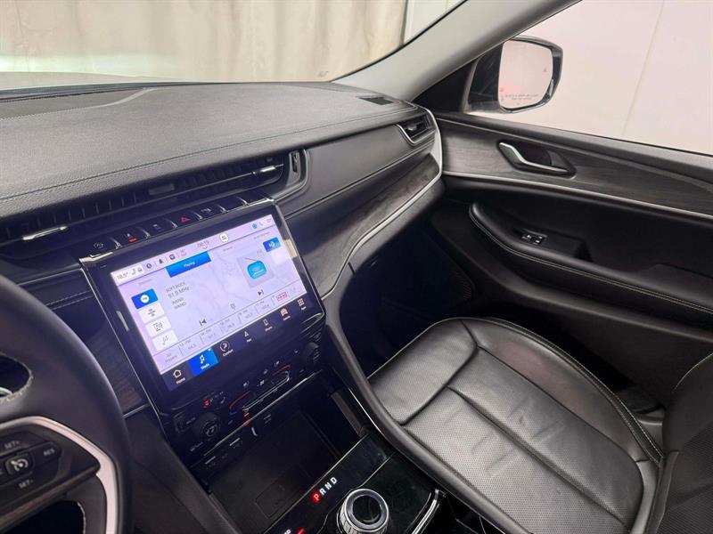 jeep Grand Cherokee L Limited 2023 - 14