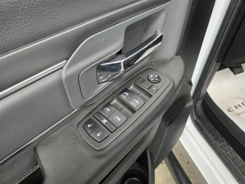 ram 1500 CLASSIC SLT 2022 - 12