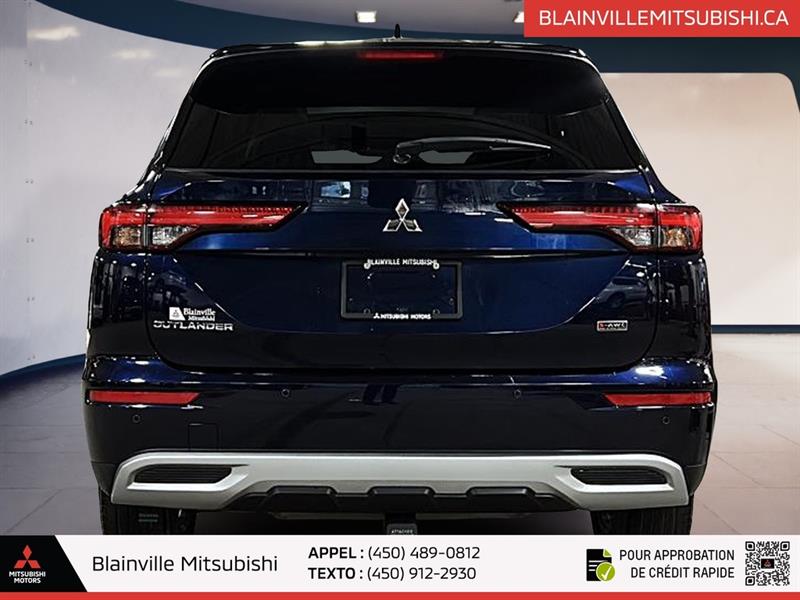 mitsubishi Outlander 2022 - 5