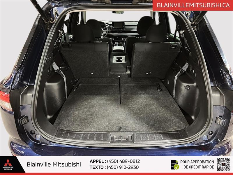 mitsubishi Outlander 2022 - 12