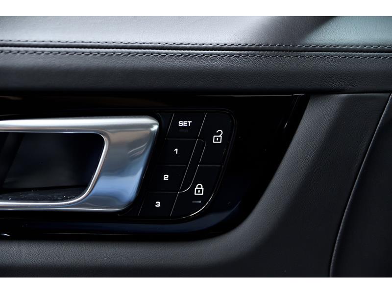 porsche Cayenne 2023 - 39