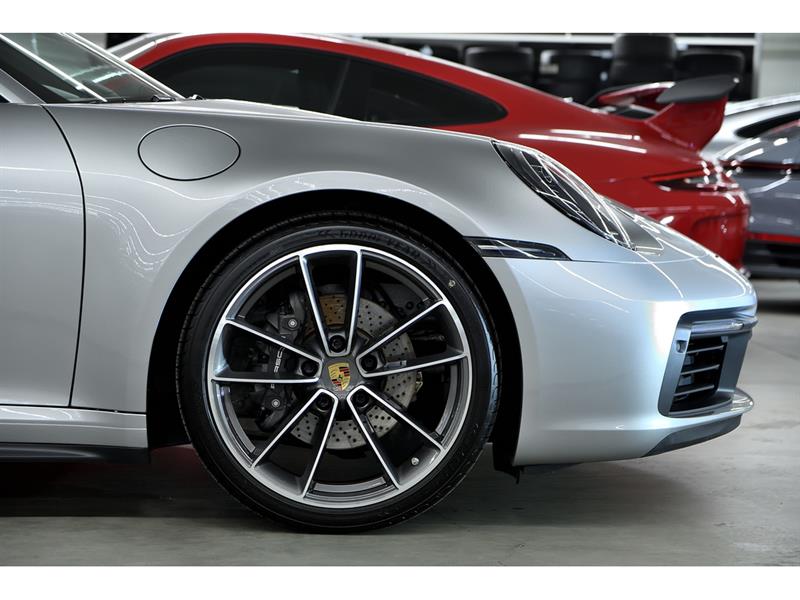 porsche 911 2021 - 9