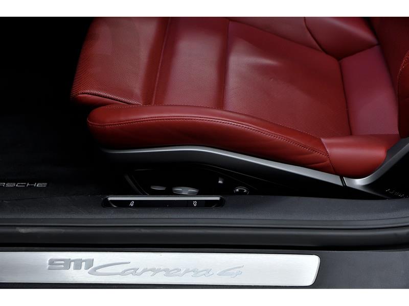 porsche 911 2021 - 13