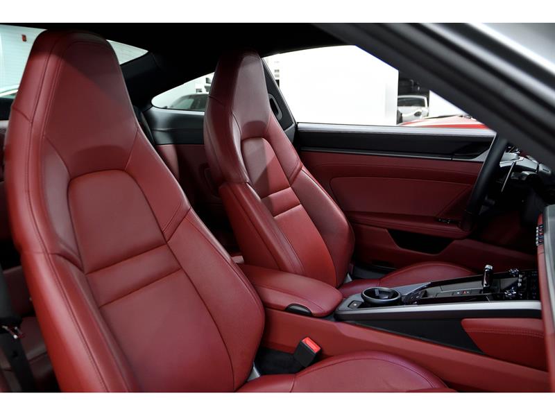 porsche 911 2021 - 36