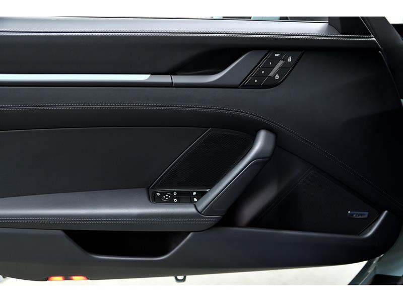 porsche 911 2025 - 31