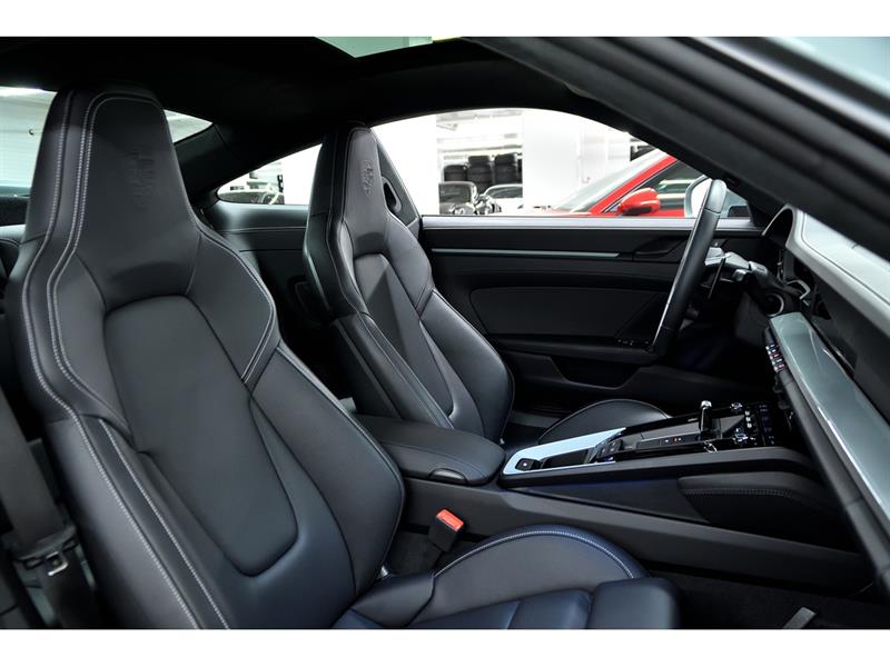 porsche 911 2025 - 37