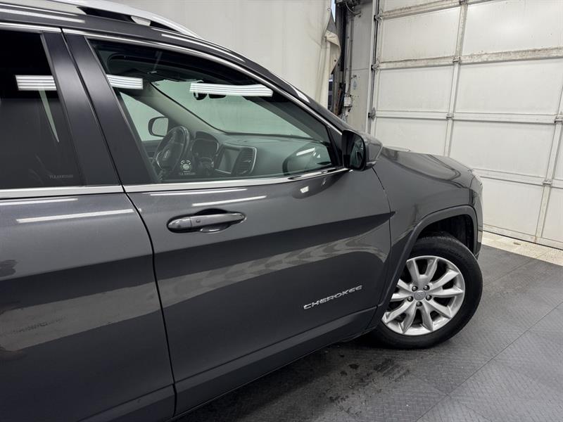 jeep Cherokee 2016 - 13