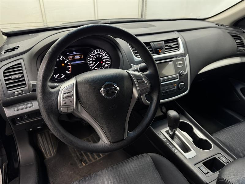 nissan Altima 2018 - 17