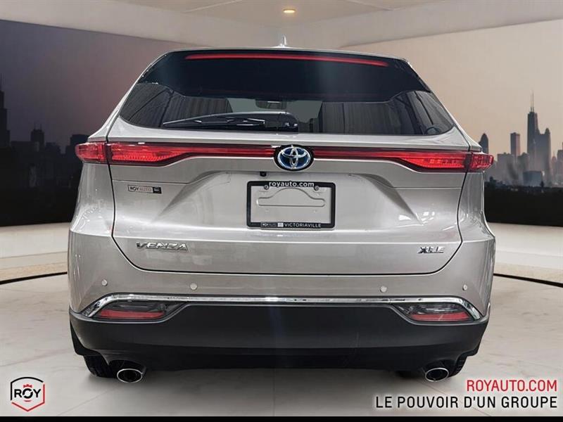 toyota Venza 2023 - 4