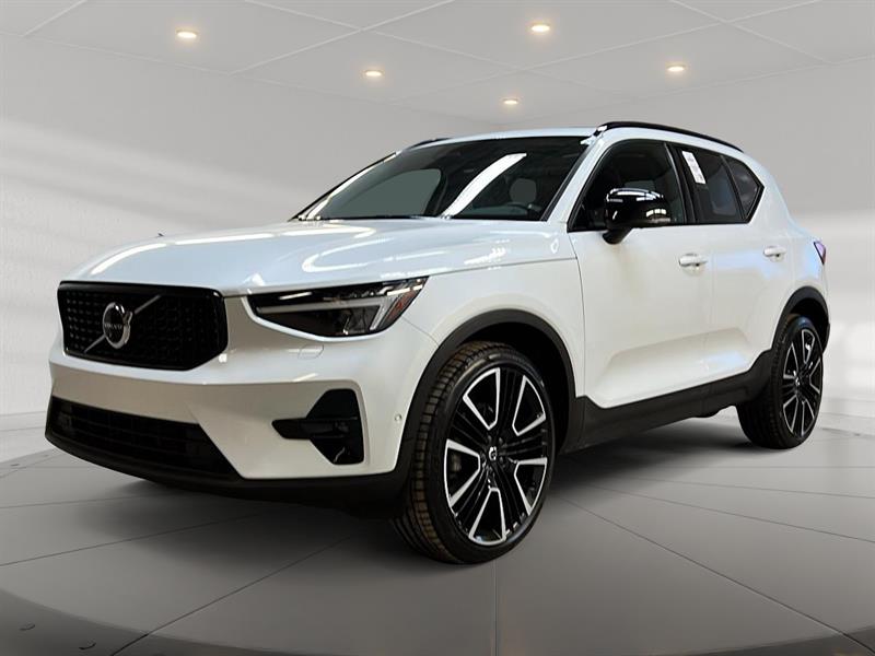 volvo XC40 2023