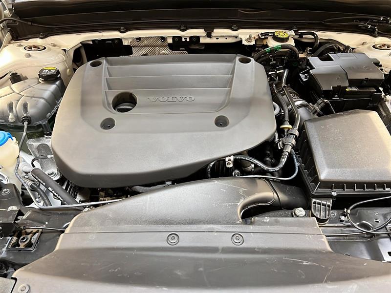 volvo XC40 2023 - 12