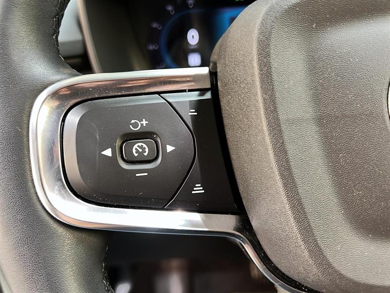 volvo XC40 2023 - 22