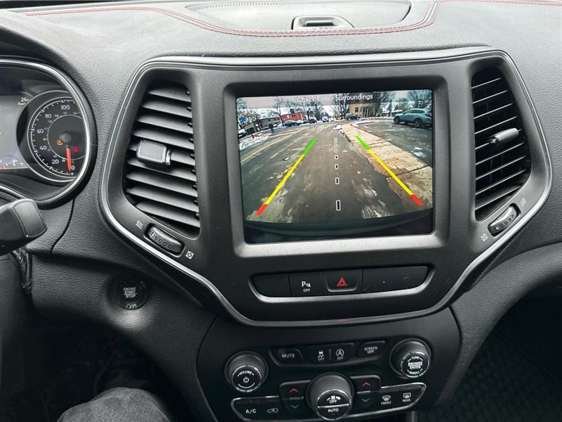 jeep Cherokee 2019 - 17