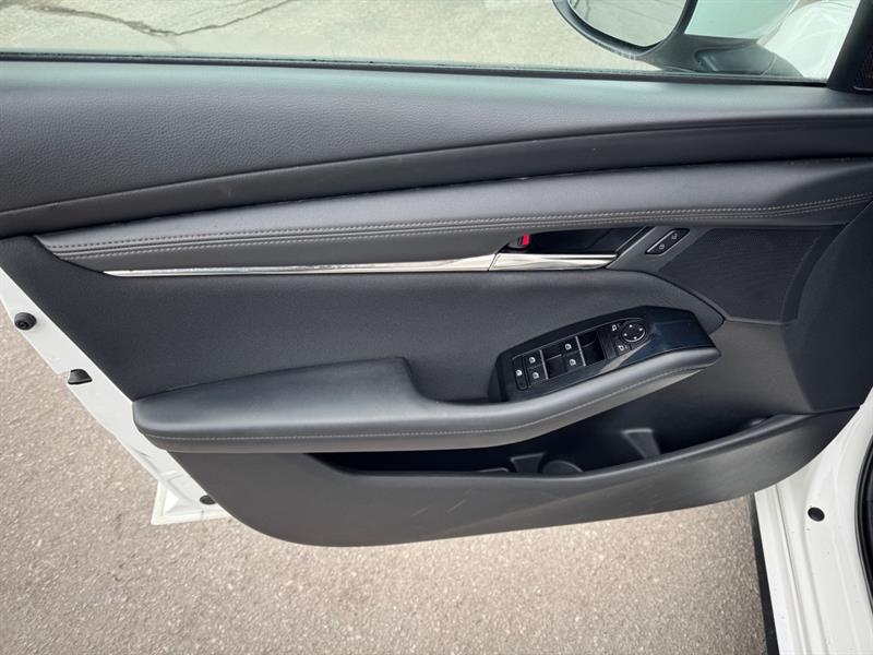 mazda Mazda3 2020 - 16