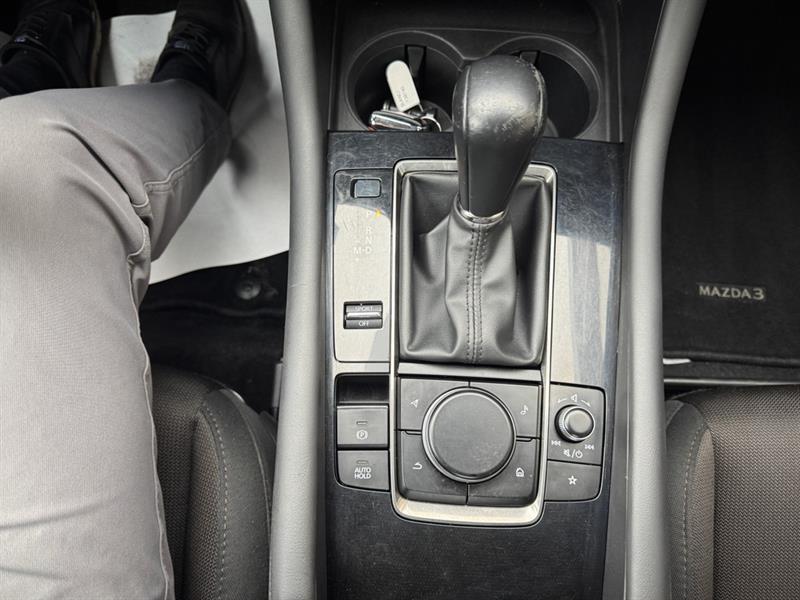 mazda Mazda3 2020 - 29