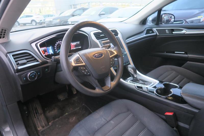 ford Fusion 2015 - 9