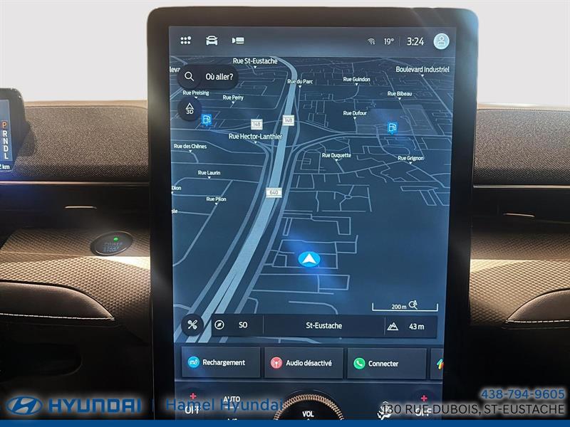 ford Mustang Mach-E 2022 - 16