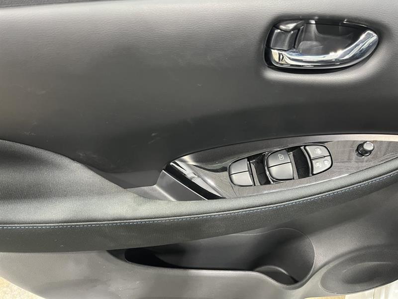 nissan LEAF 2025 - 15