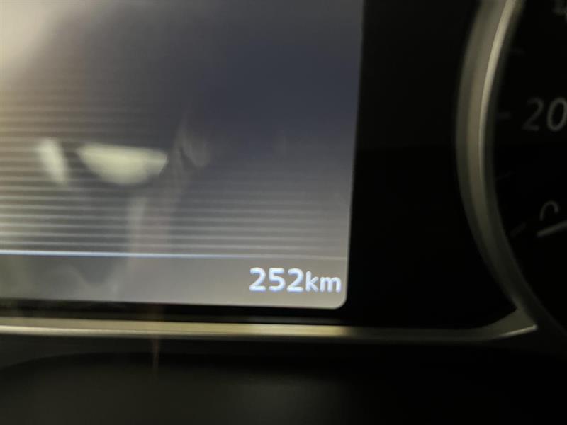 nissan LEAF 2025 - 19