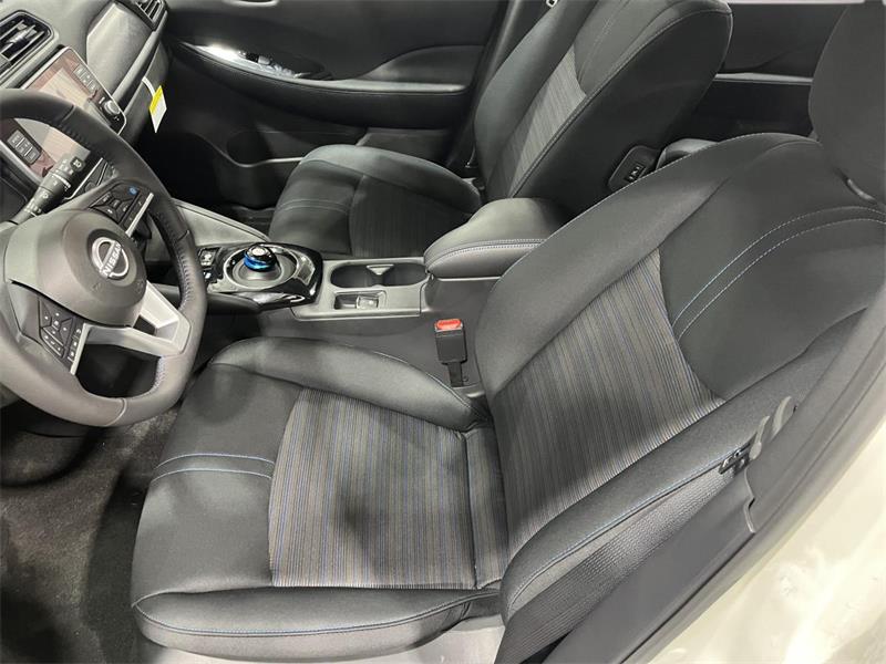 nissan LEAF 2025 - 11