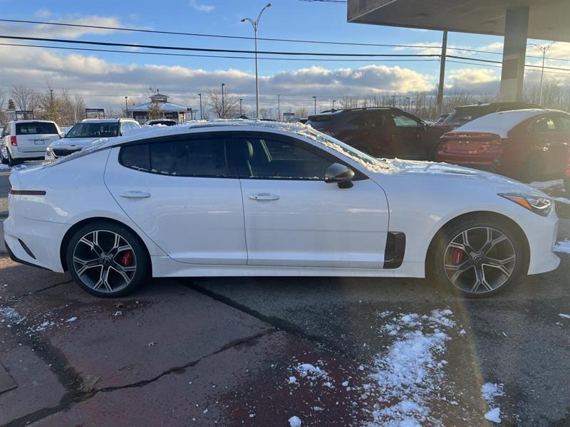 kia Stinger 2019 - 13