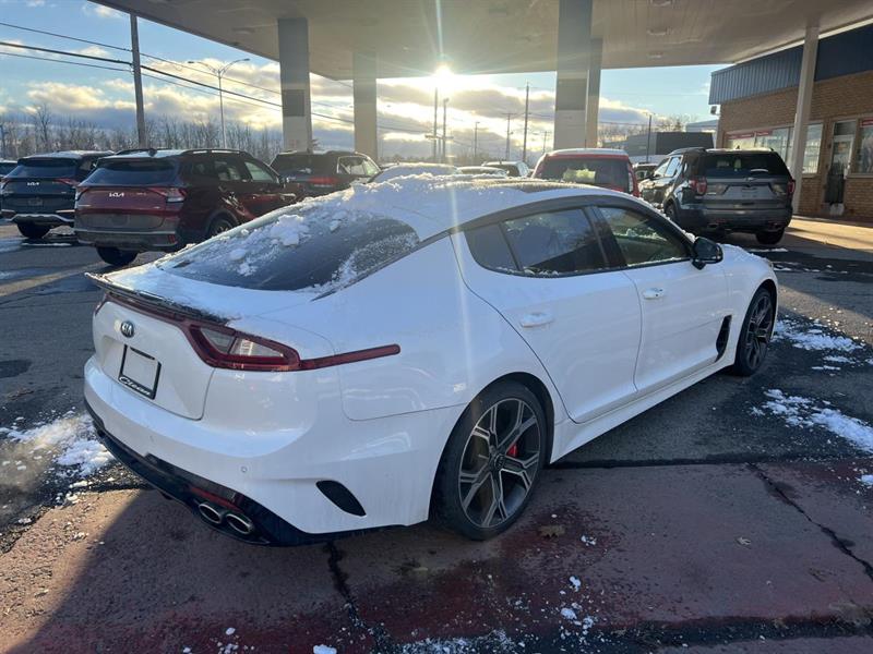 kia Stinger 2019 - 14