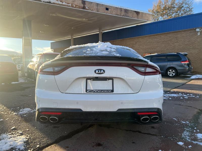kia Stinger 2019 - 15