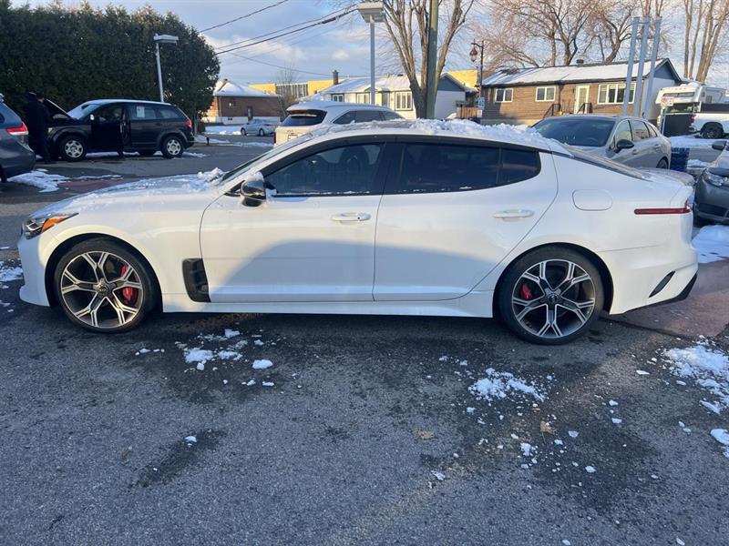 kia Stinger 2019 - 18