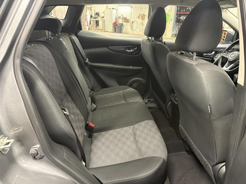 nissan Qashqai 2019 - 38