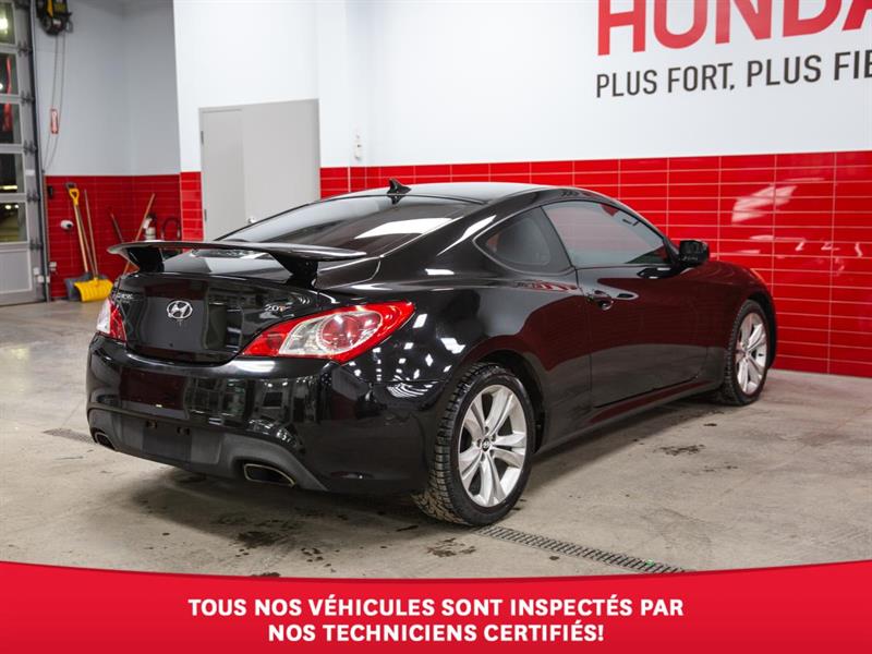 hyundai Genesis Coupe 2010 - 12