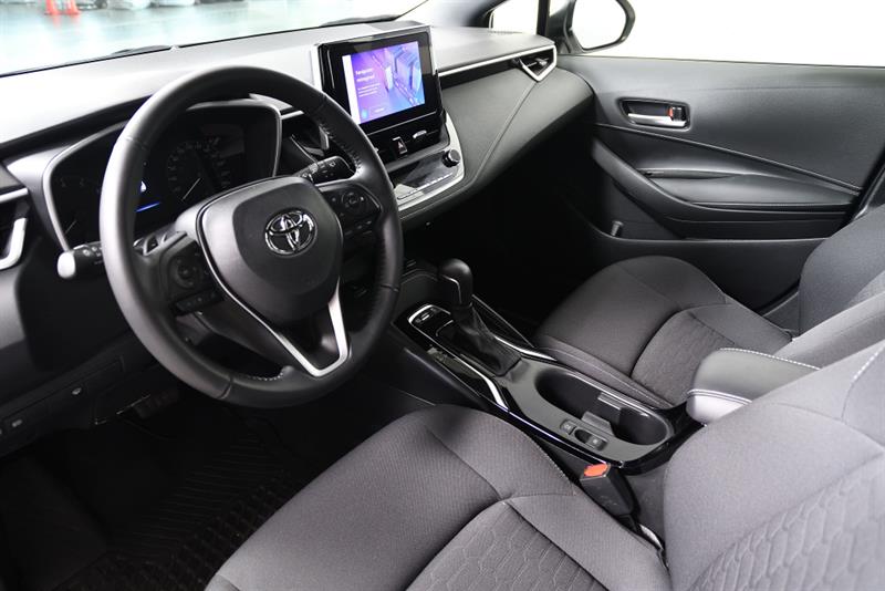 toyota Corolla Hatchback 2023 - 12