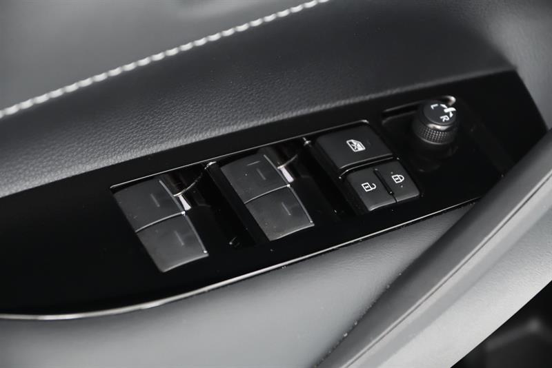 toyota Corolla Hatchback 2023 - 14