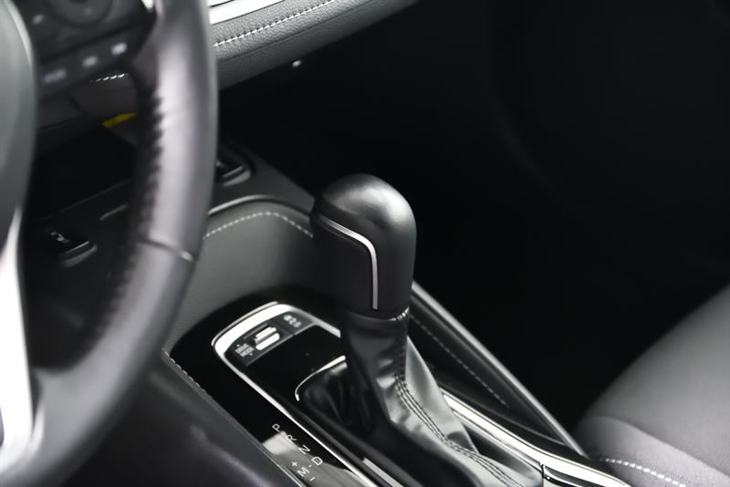 toyota Corolla Hatchback 2023 - 13