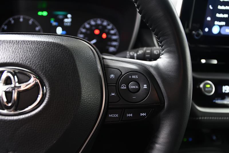 toyota Corolla Hatchback 2023 - 25