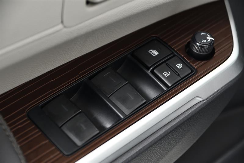 toyota Sienna Hybrid 2023 - 13