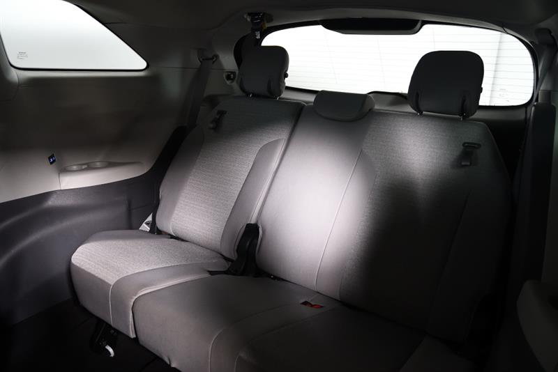 toyota Sienna Hybrid 2023 - 17