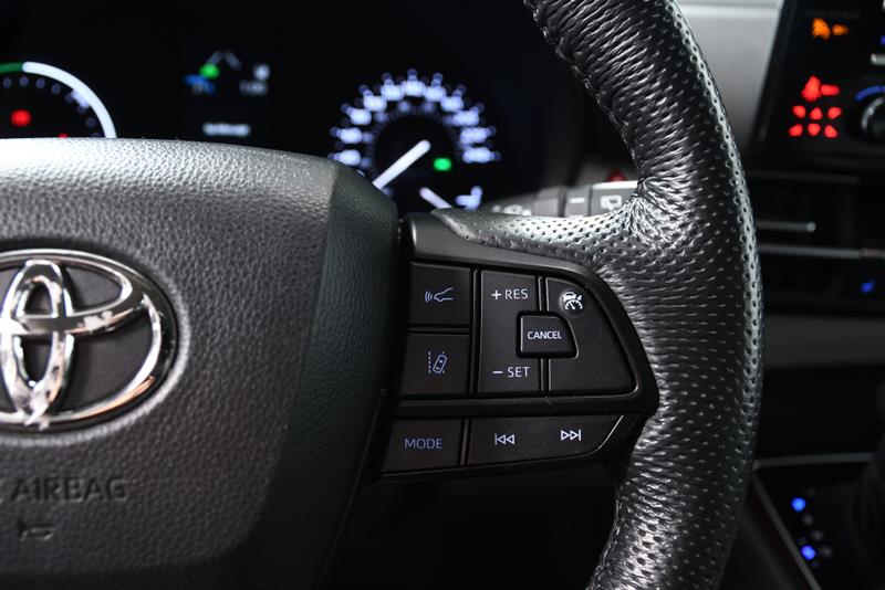 toyota Sienna Hybrid 2023 - 25