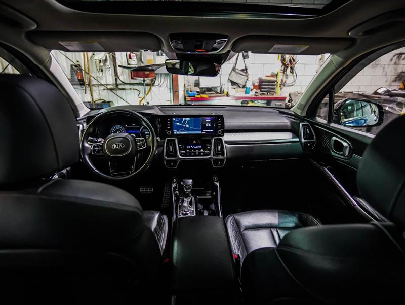 kia Sorento 2021 - 16