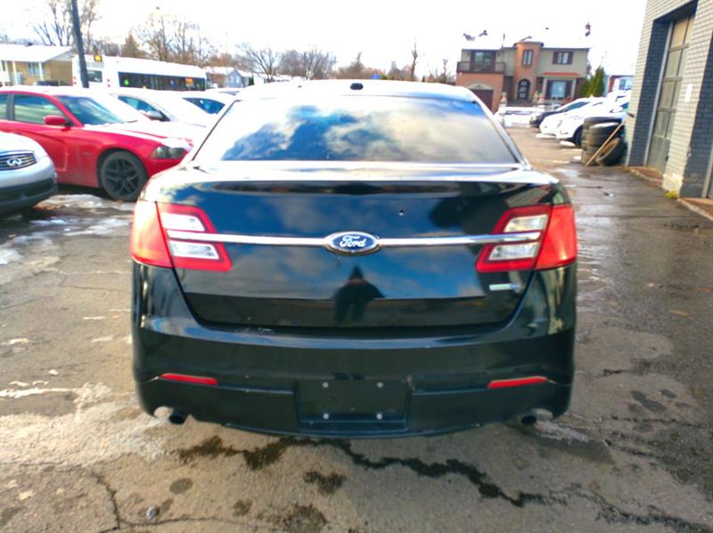 ford Taurus 2015 - 6