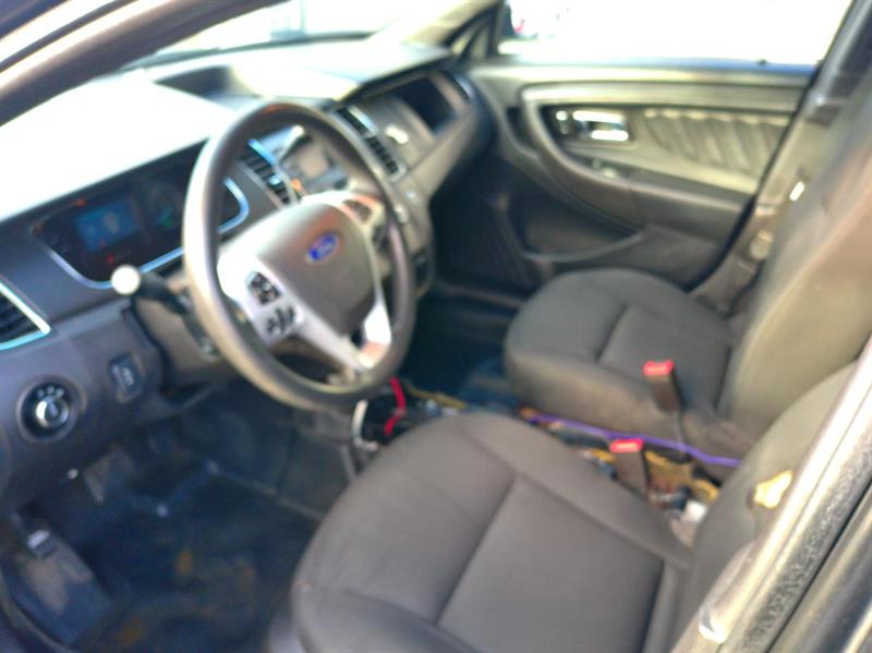 ford Taurus 2015 - 10