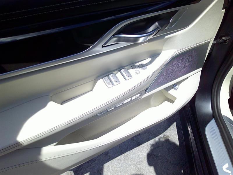 bmw 760 2018 - 11