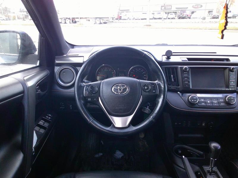 toyota RAV4 2016 - 11