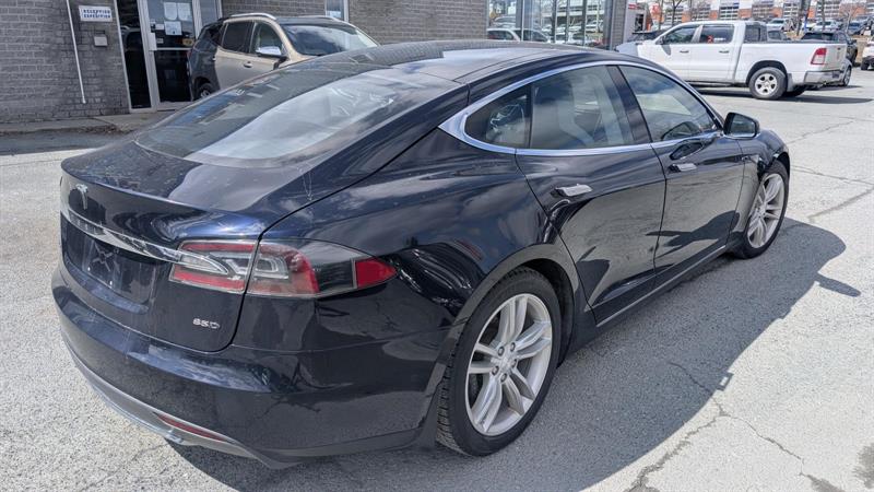 tesla Model S 2015 - 5