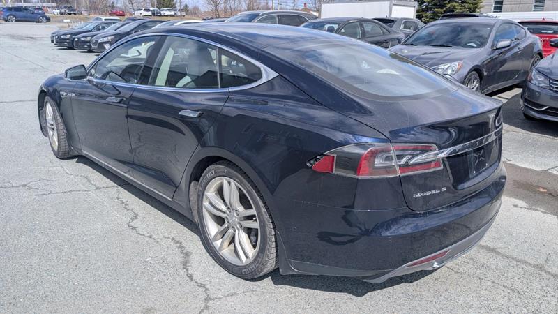 tesla Model S 2015 - 7