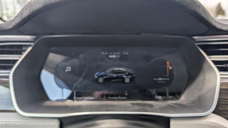 tesla Model S 2015 - 13