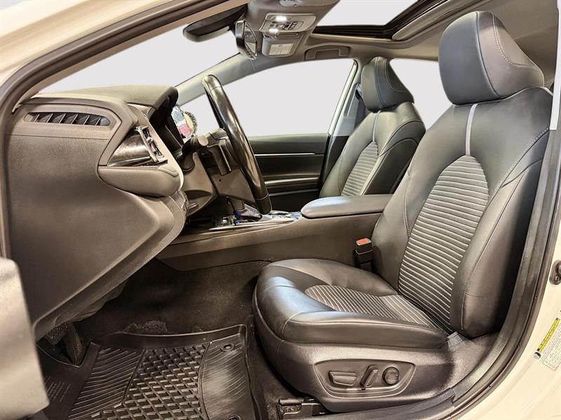 toyota Camry Hybrid 2024 - 2