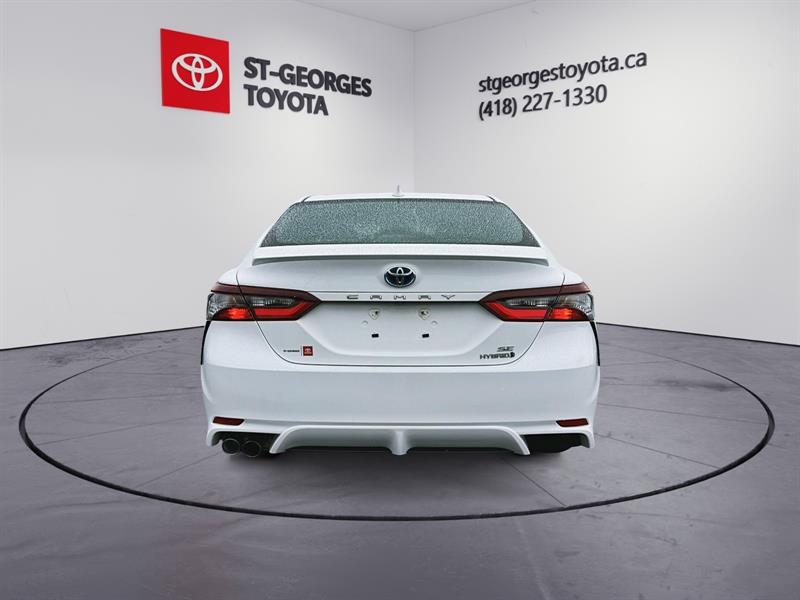 toyota Camry Hybrid 2024 - 14