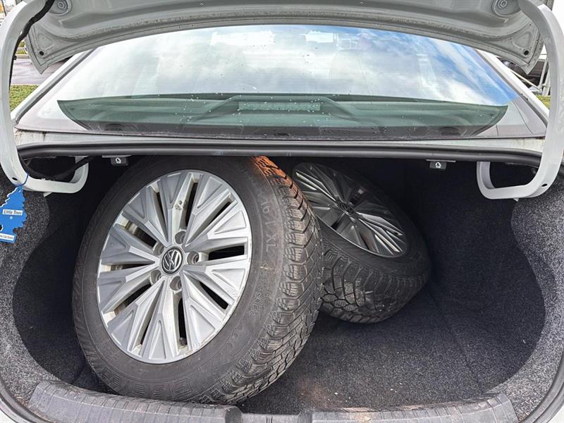 volkswagen Jetta 2019 - 5