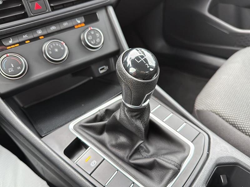 volkswagen Jetta 2019 - 18