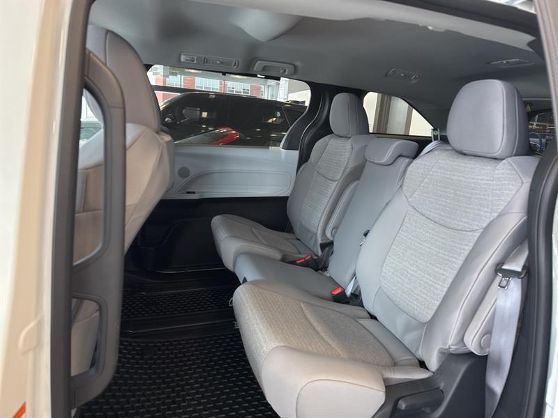 toyota Sienna 2025 - 9